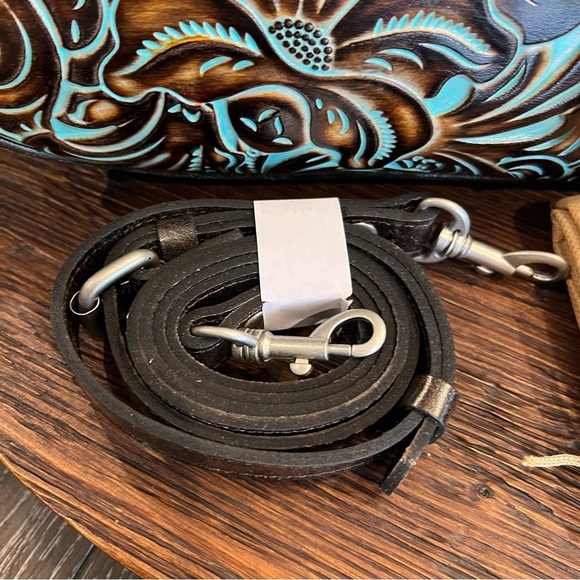 NWT Patricia Nash Gracie Brown and Turquoise Tooled Leather Bag - Picture 5 of 10
